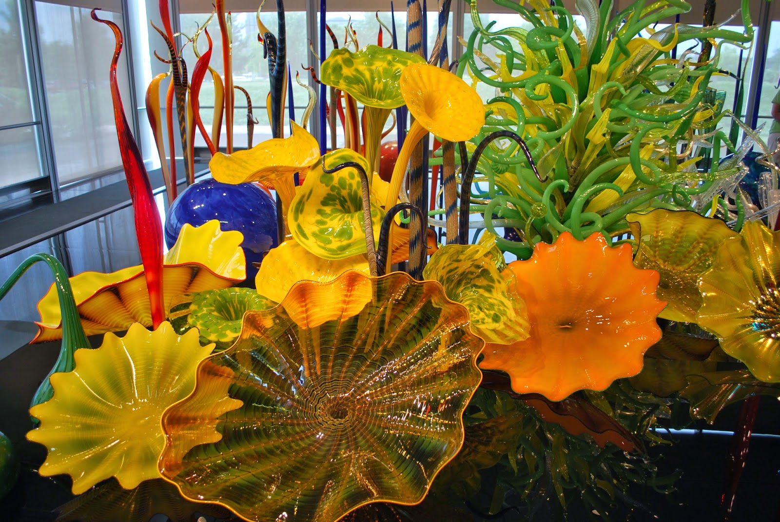 ARTS&FOOD®™ A Dale Chihuly Exhibition at The Clinton Presidential