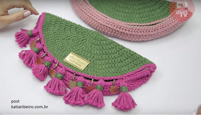 carteira em crochê passo a passo com vídeo