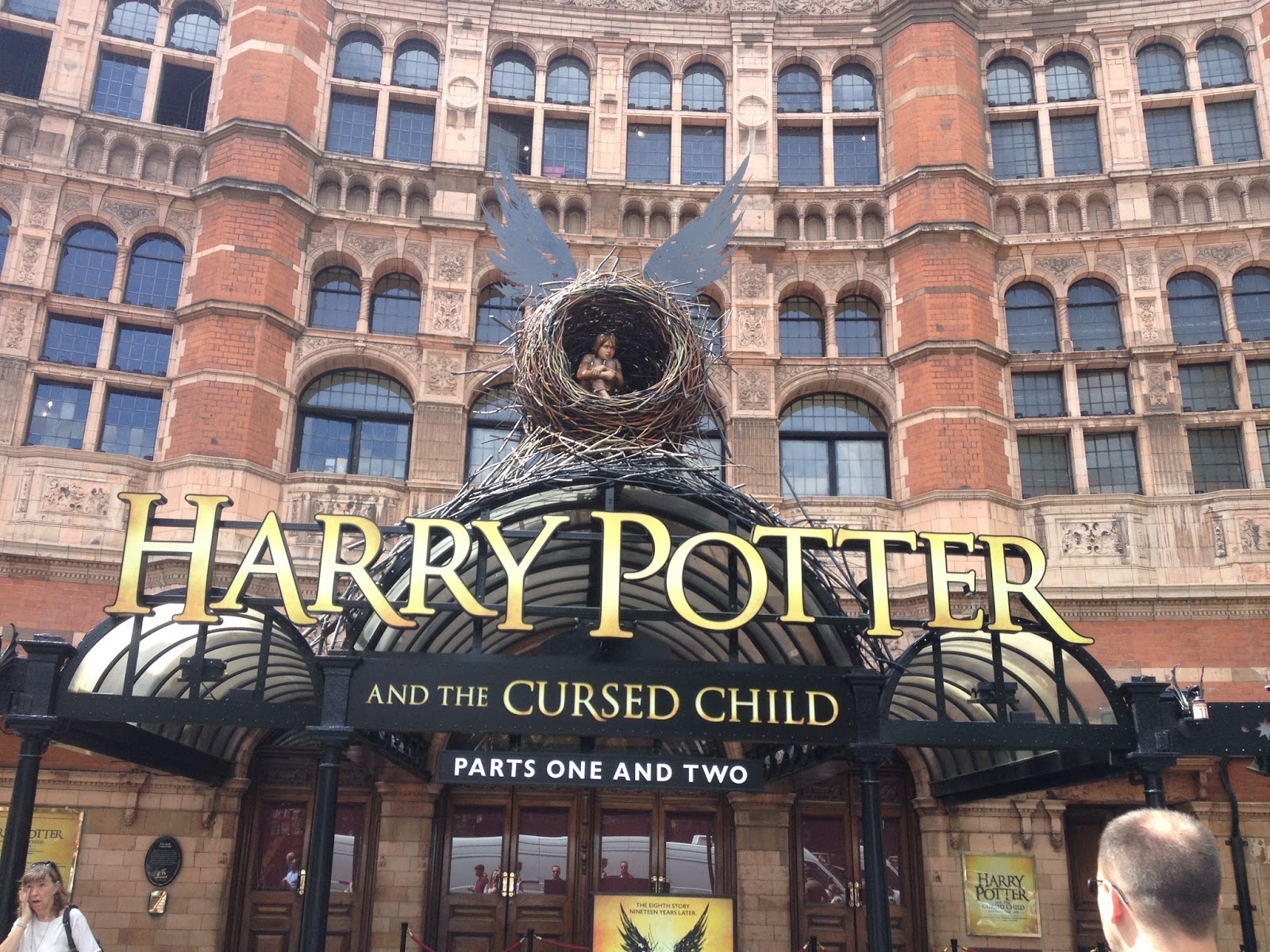 London Photo Diary Through Our Eyes