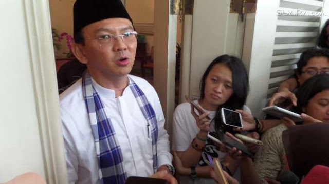 Ahok: PNS Ada Absennya, tetapi Kok Orangnya Enggak Ada? Ahok: PNS Ada Absennya, tetapi Kok Orangnya Enggak Ada?