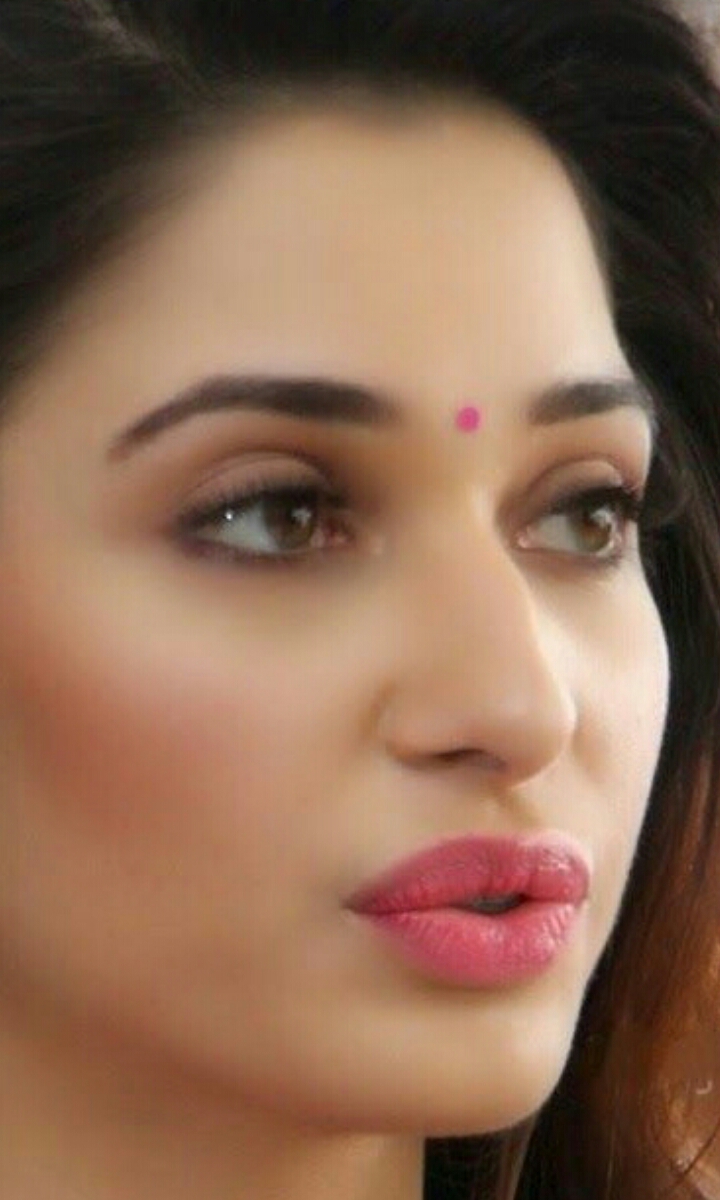 Tamanna Bhatia Hot Lips Wallpapers Hd