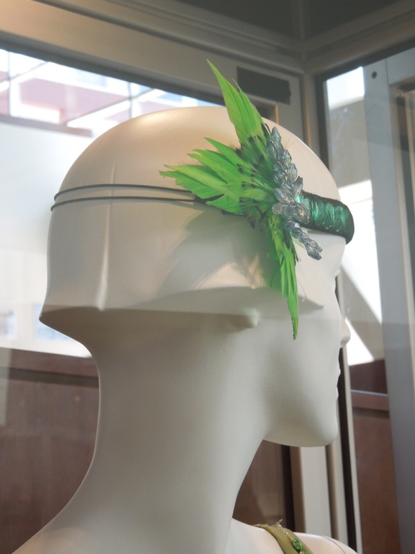 Green costume headdress Gatsby