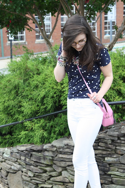 2017, OOTD, summer, white jeans, polka dots, navy, pink, 