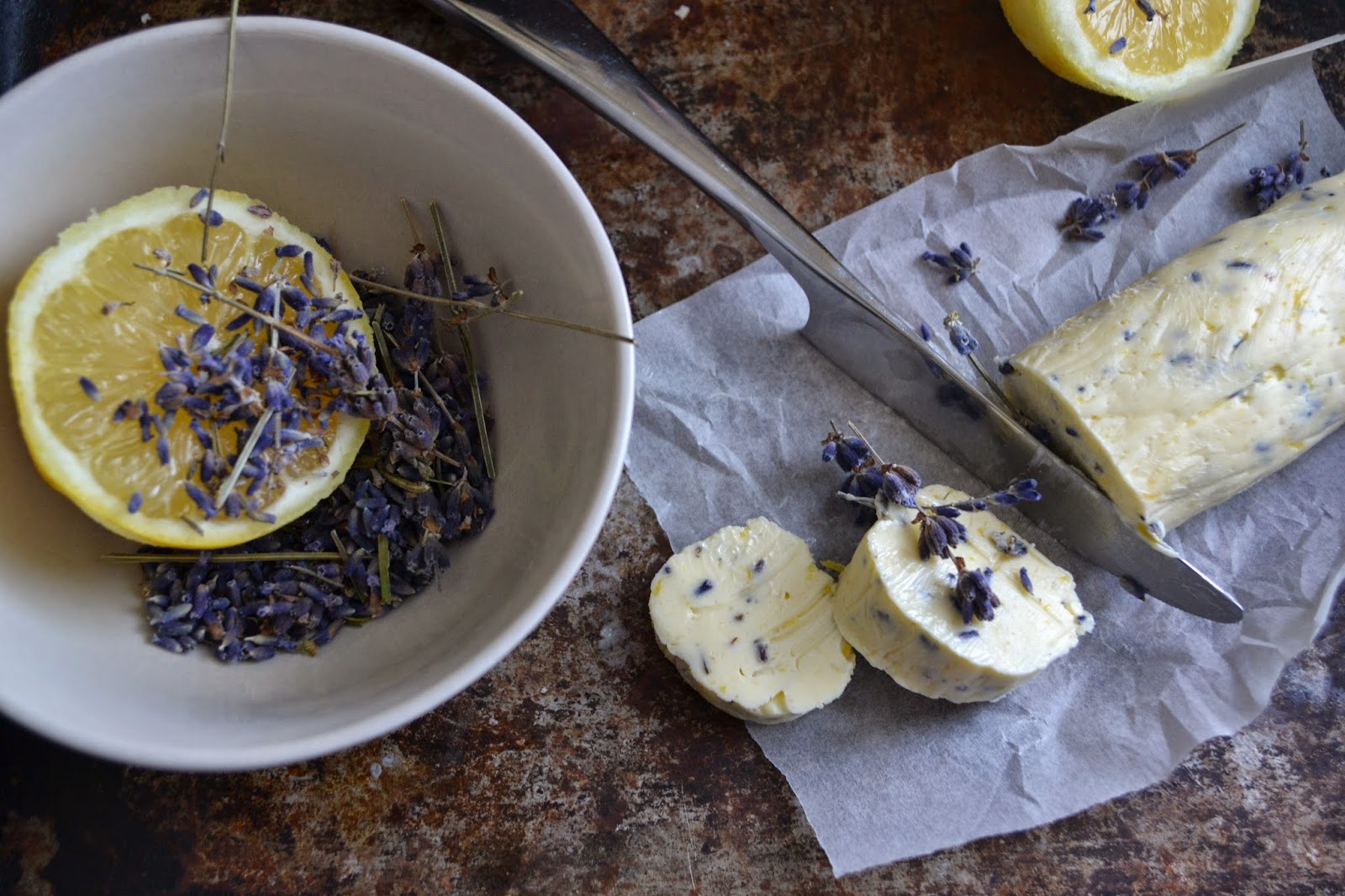 Savoury Wednesday: Lavendel - Zitronen Butter mit Meersalz - The Recipe ...