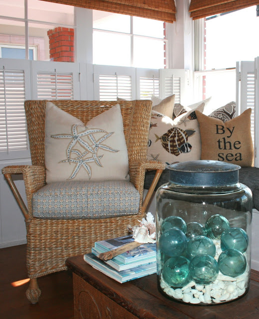 Everything Coastal: Decorating with Glass Fishing Floats