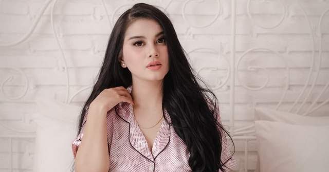 Gita Youbi - Lirik, lagu Dan Album (Discography) | Lirikaz 09