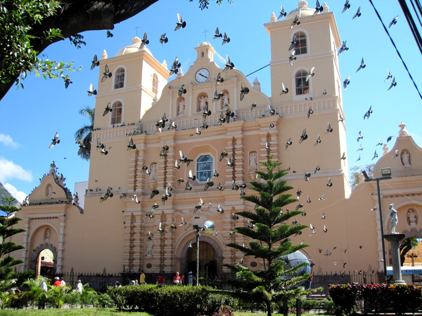 Online Travel News Honduras A Voyage To Central Online Travel News Honduras A Voyage