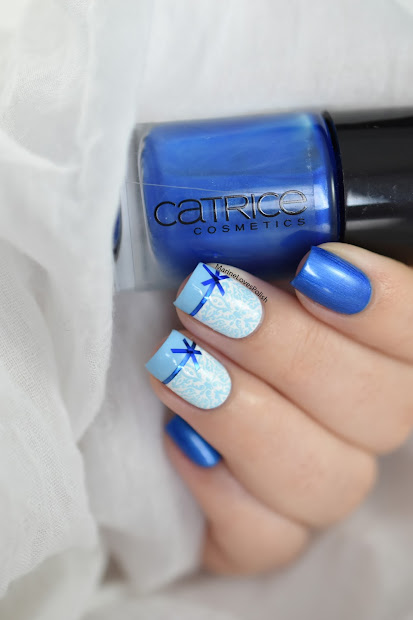 christmas wrapping paper nail art