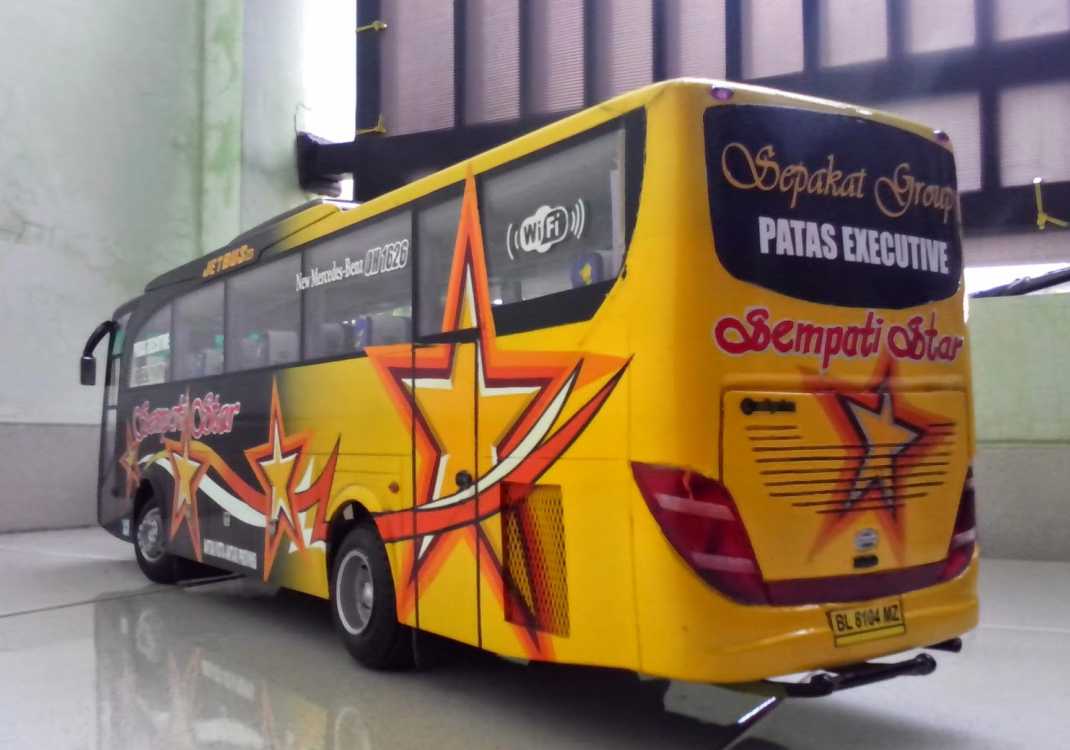 Kreasi Miniatur Bus Sempati Star Trayek Banda Aceh Medan Aneka