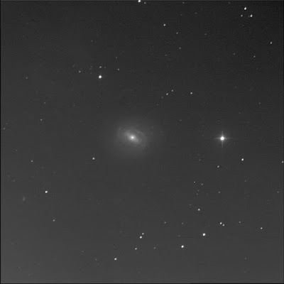 galaxy Messier 58 in luminance