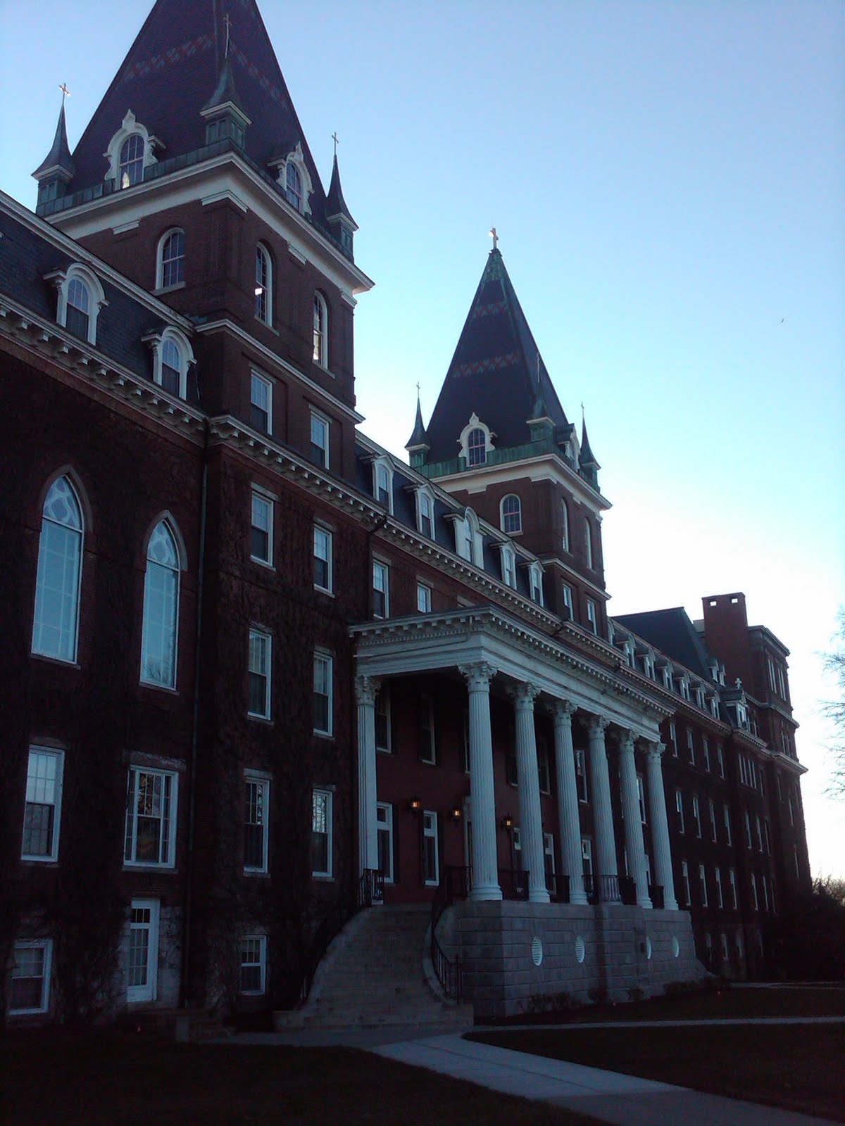 travels College of the Holy Cross, Mount St. James, Worcester