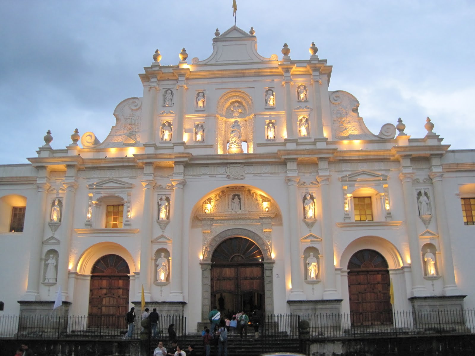 Experiencia Guatemala: ANTIGUA, EX CAPITAL DE GUATEMALA, BELLA Y COLONIAL