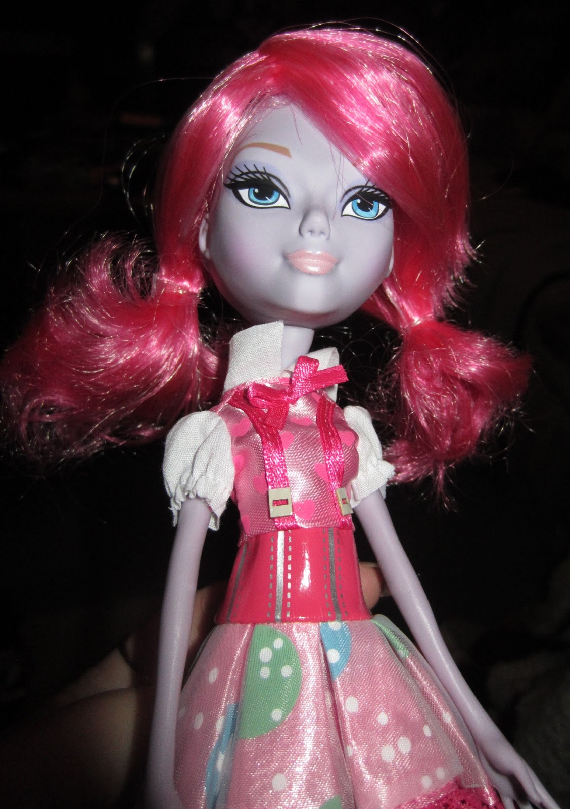 Evan and Lauren's Cool Blog 12/10/12 Mystixx Vampires Dolls by