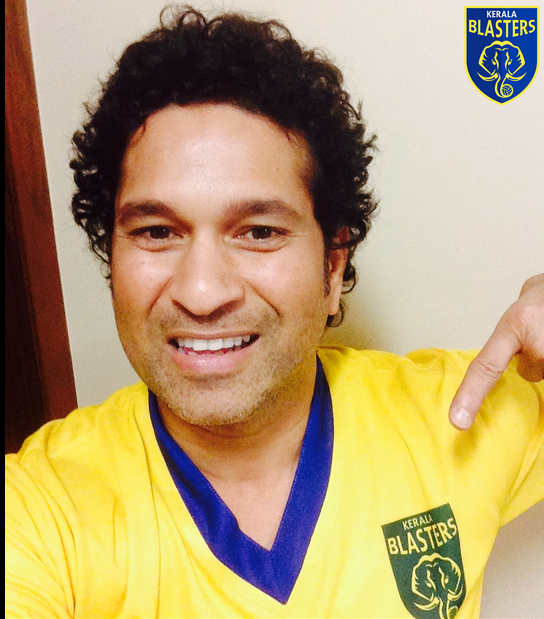 SACHIN PHOTO WITH KERALA BLASTERS JERSEY Kerala Blasters Club