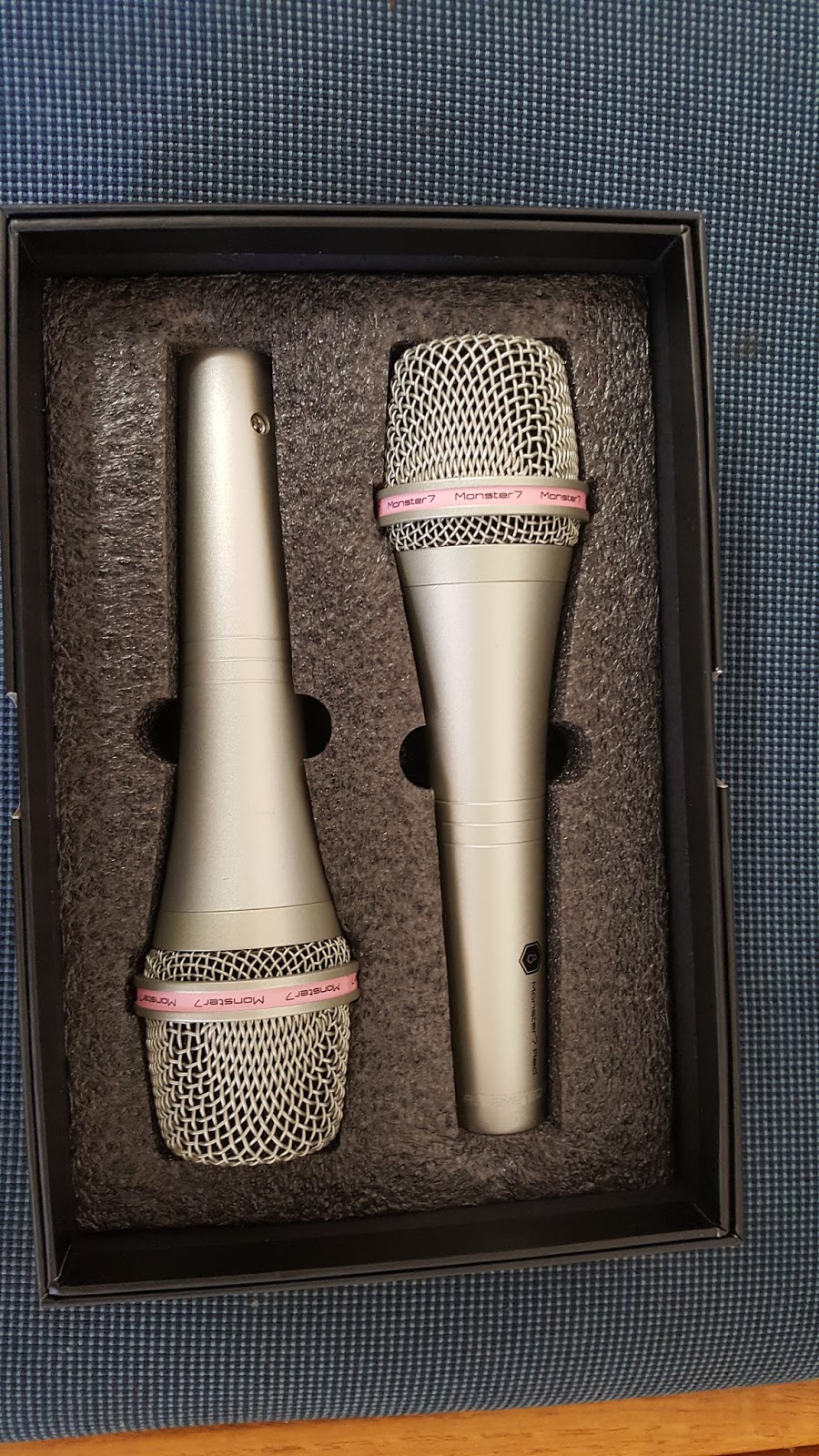 Thin Places: Monster 7 Red Microphone by Sire - review