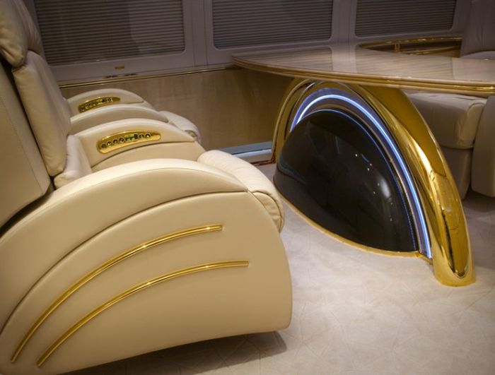 private_jets_12.jpg