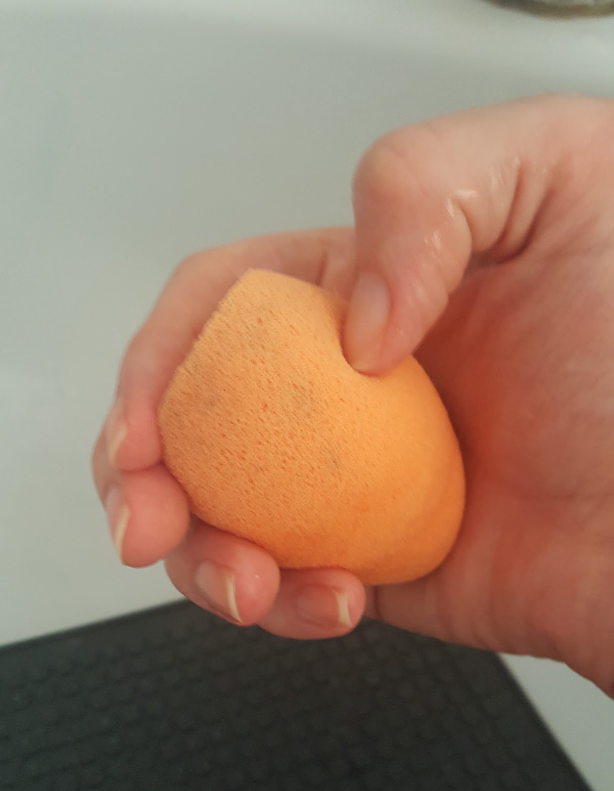 How I Clean My Brushes (and sponge)