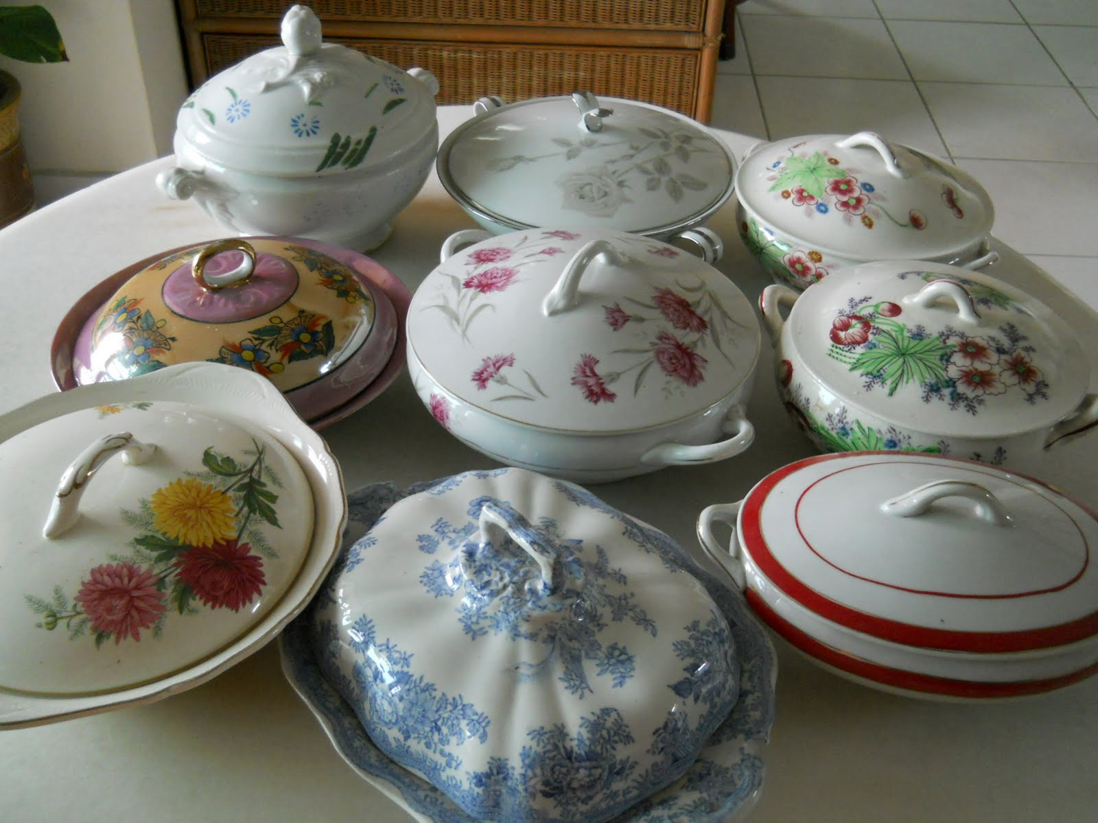 Country Treasures VINTAGE TUREENS FOR SALE