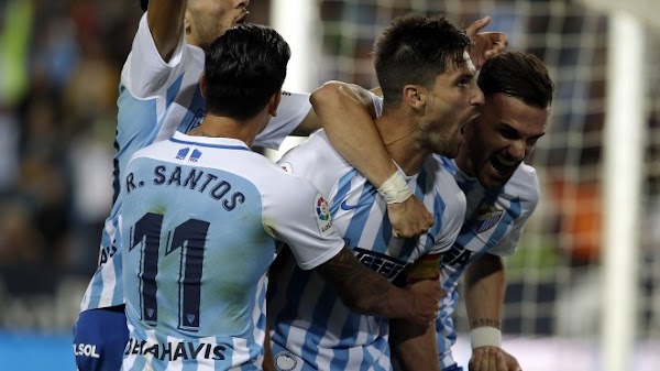 El Málaga suma los tres primeros puntos en casa contra el Oviedo (2-1)