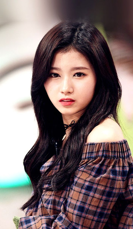iPhone wallpaper hl09 sana kpop cute girl celebrity iPhone wallpaper hl09 sana kpop cute girl celebrity