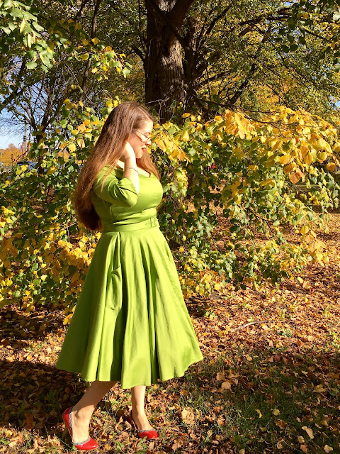 pug green havana dress