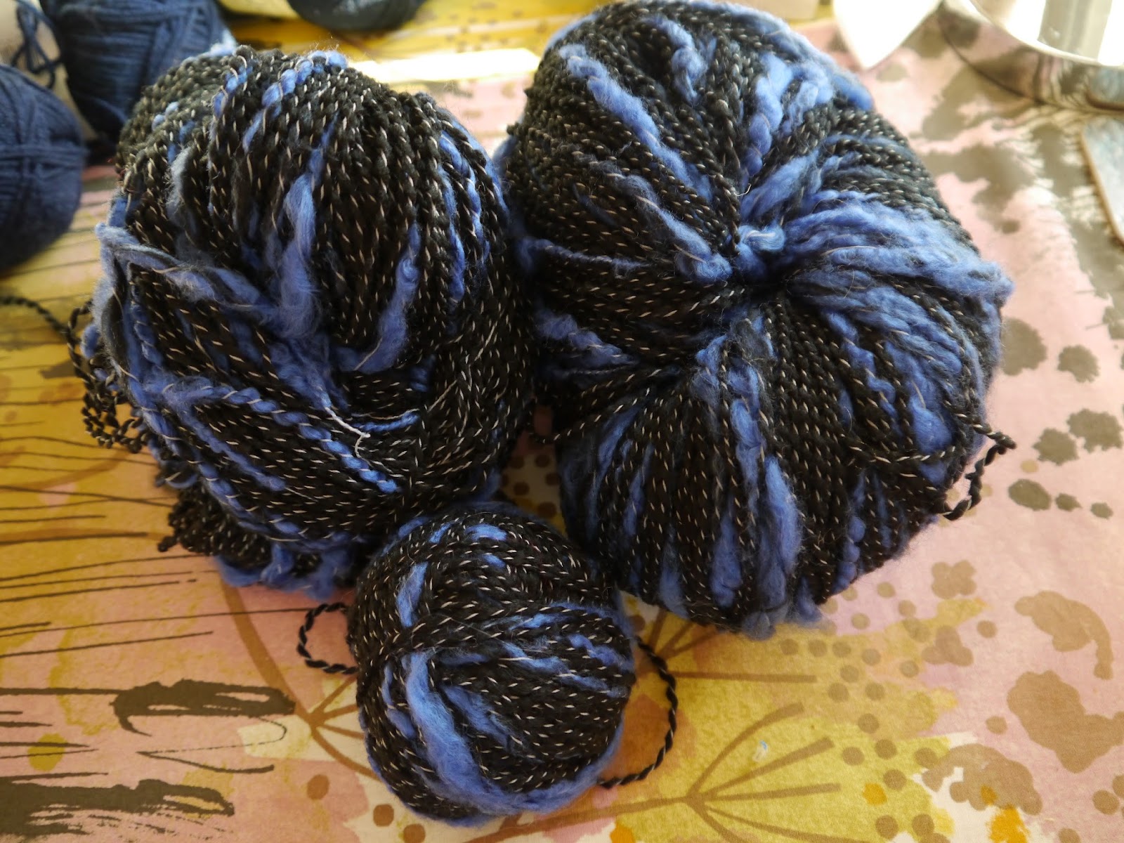 ElsaXenia2 Thick and thin yarn blanket C25