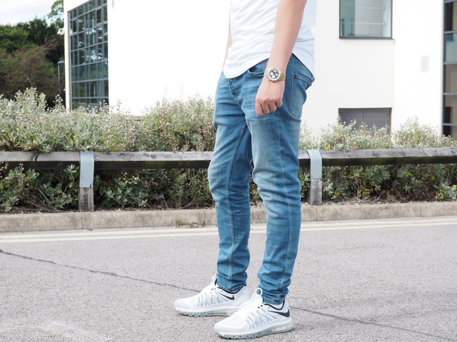 air max with skinny jeans