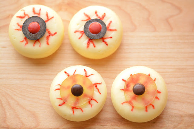 Spooky Babybel Eyeballs #halloweenpartysnackidea