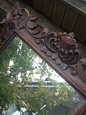 Detail Carving on Top of Mirror