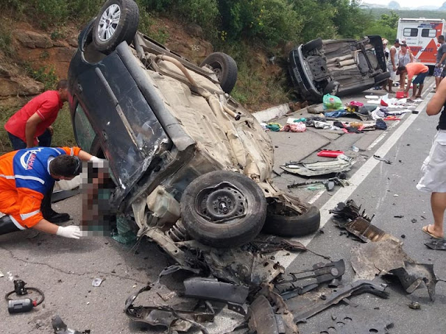 Acidente envolvendo quatro veículos deixa um morto e um ferido em Milagres