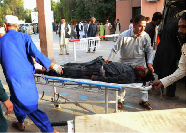 Al menos 18 muertos y 49 heridos en atentado suicida en Afganistán