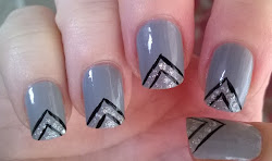 silver nail glitter grey