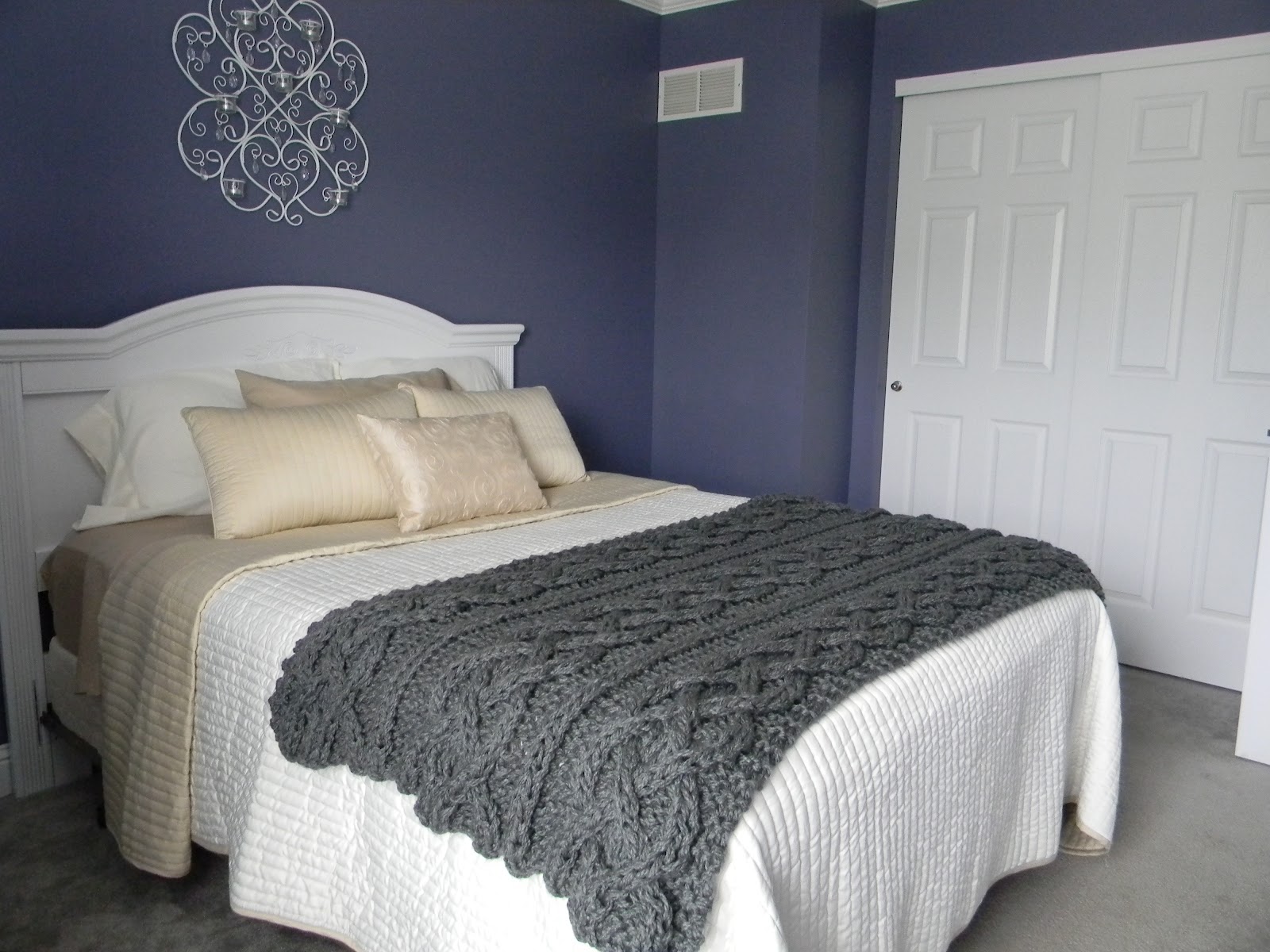 lucky-hanks-chunky-knit-blanket