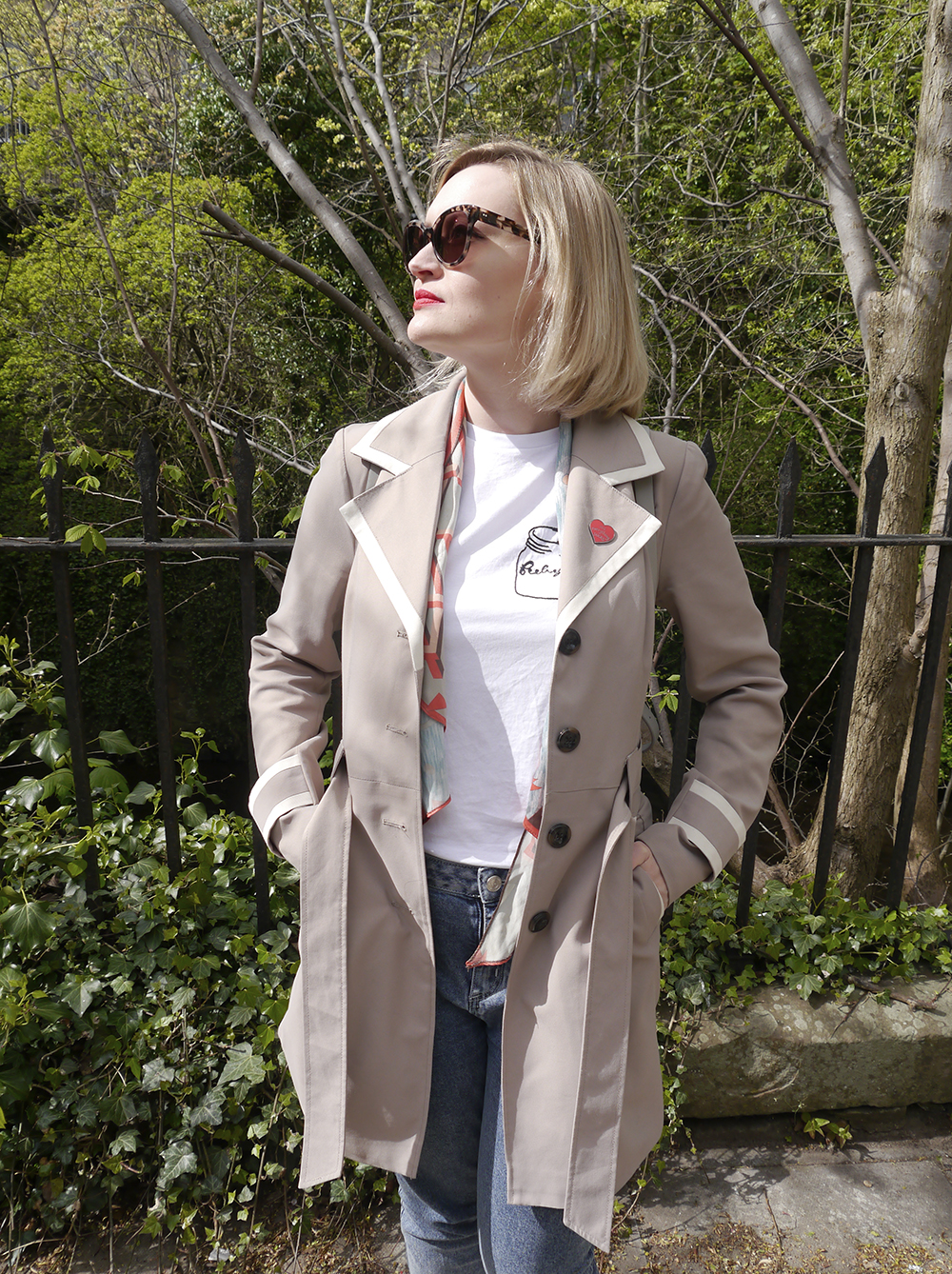 Walk along the Water of Leith to Stockbridge IOLLA Swinton tortoise shell sunglasses, IOLLA glasses, photoshoot in Stockbridge, oversized tortoishell catseye sunglasses