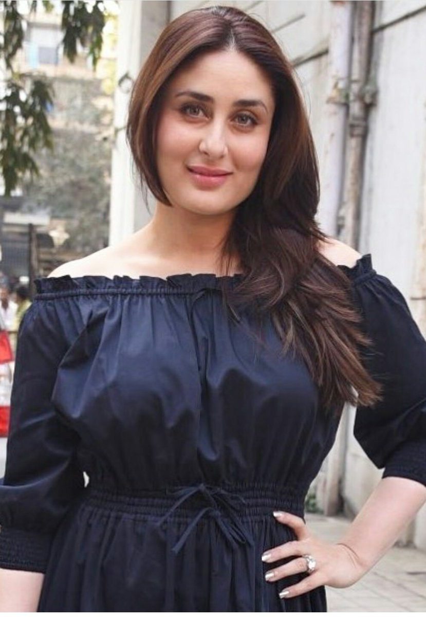 Kareena Kapoor Looks Gorgeous As She Goes Live For Facebook Fans on Valentines Day 2017