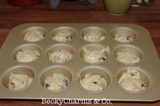 One Bowl Banana Chocolate Chip Muffins by BeckyCharms 2012