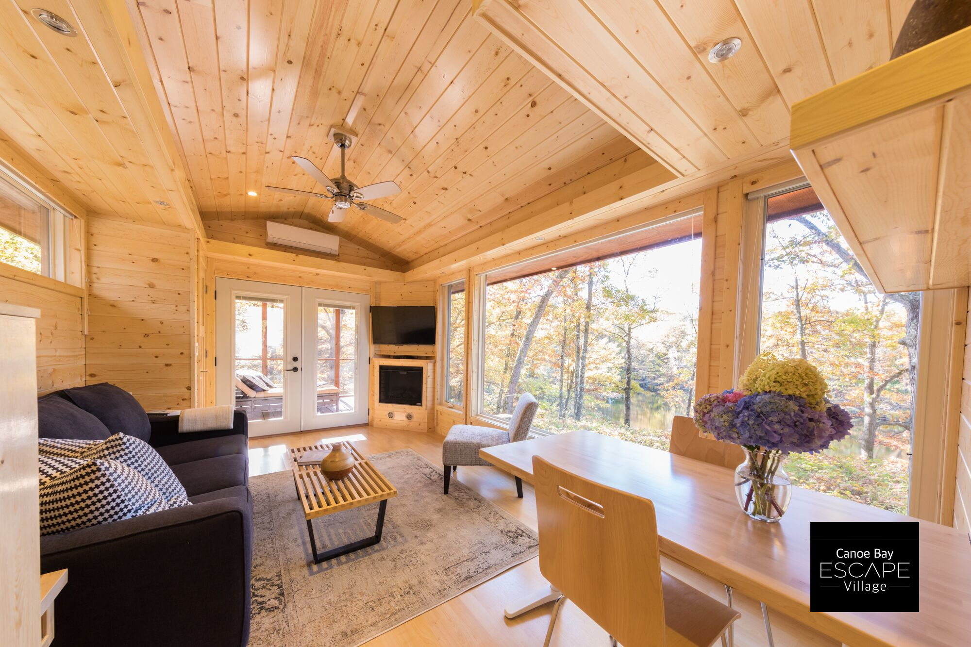 Canoe Bay Tiny House Village [ TINY HOUSE TOWN ]