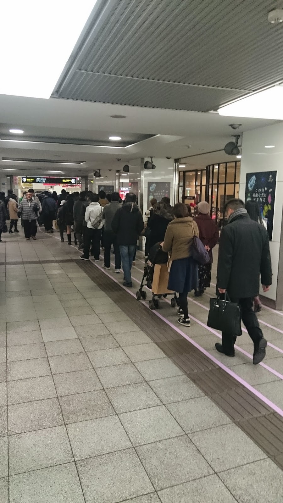 池袋東口西武線駅構内宝くじ売り場のブログ 年末ジャンボ本日最終日2