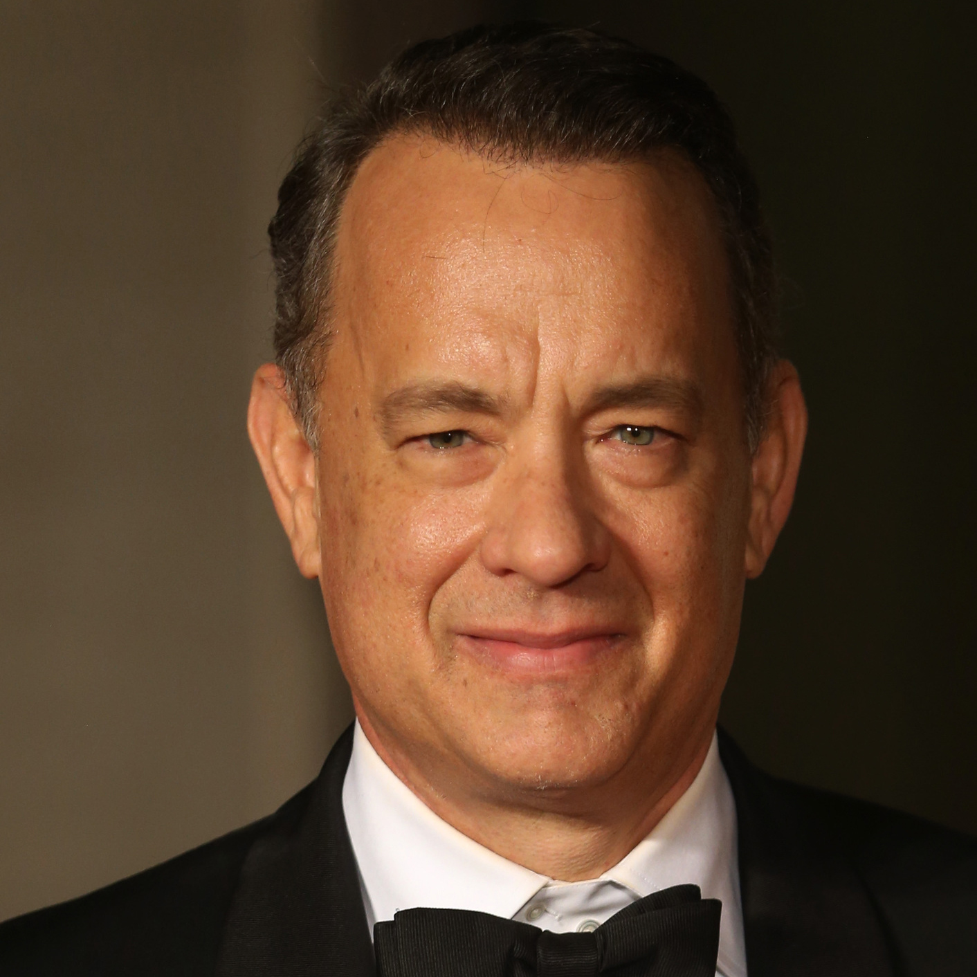 Том уэллинг 2020. Оливер стоун режиссер. Том хэнкс рост. Кевин костнер молодой. Оливер стоун, режиссёр (сша).