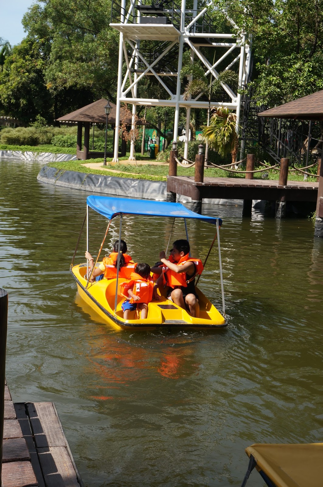 TRAVELS OF JOY: Rave of Pasig