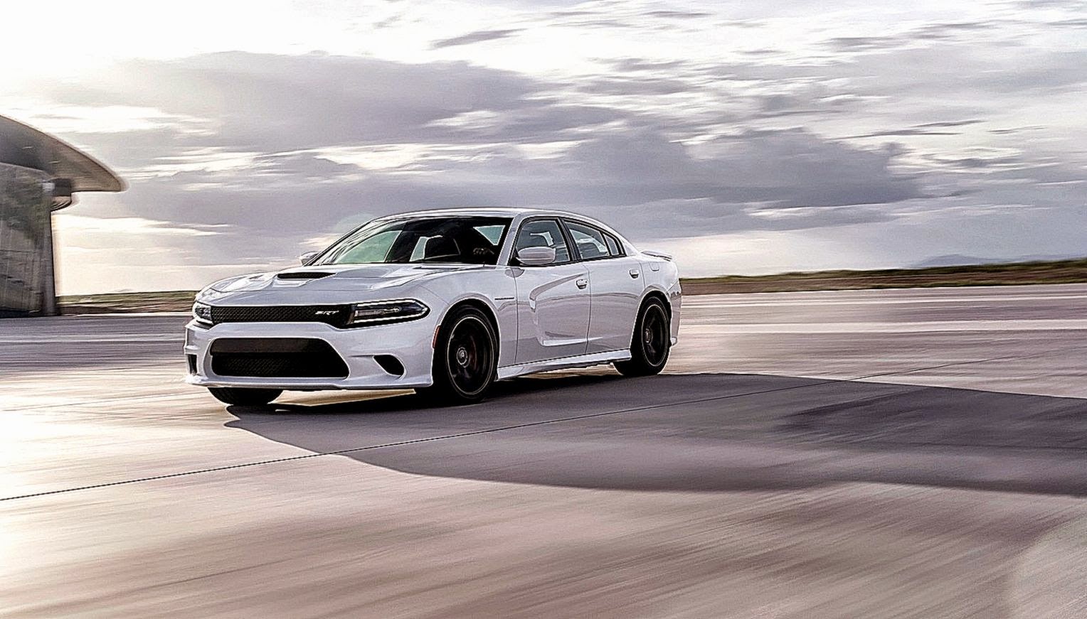 Awesome 2015 Dodge Charger Wallpaper