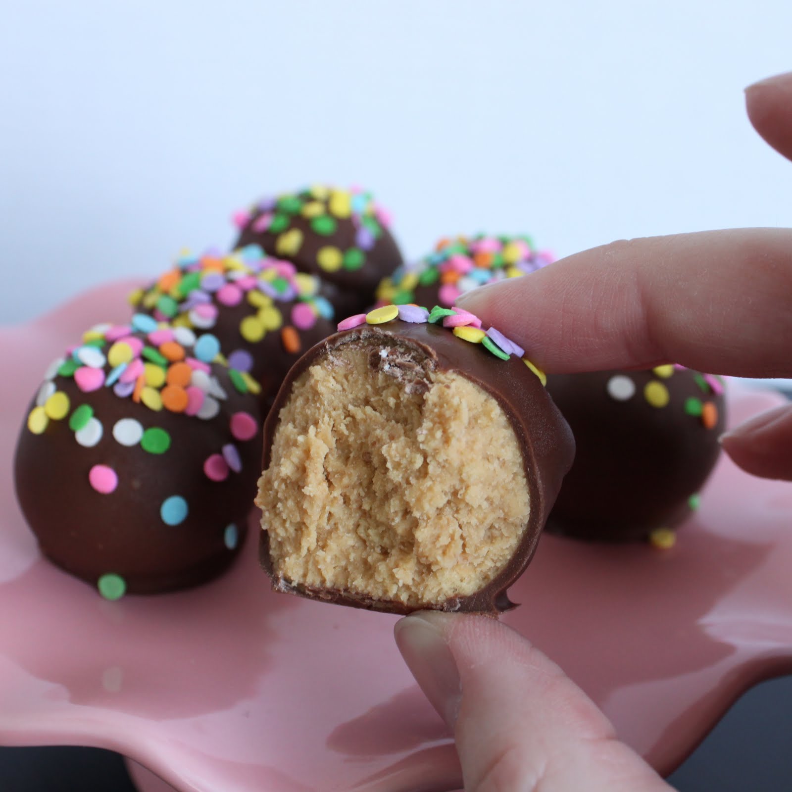 peanut butter balls graham crackers