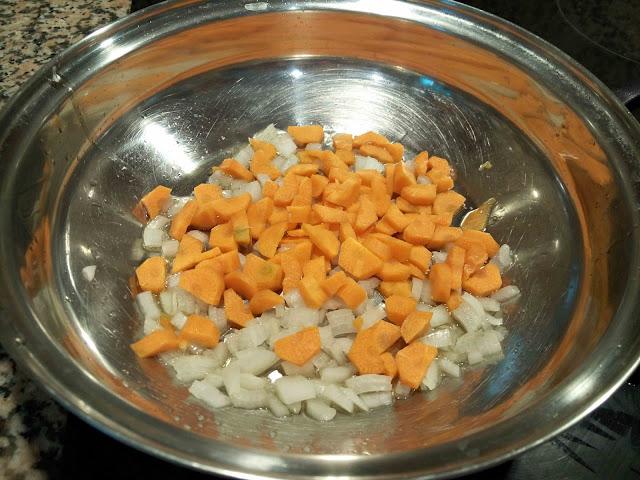 Rehogar-zanahoria-y-cebolla