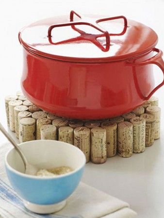Salvamanteles con tapones de corcho