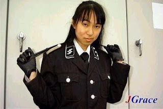 Bitches in uniform Bitches in uniform