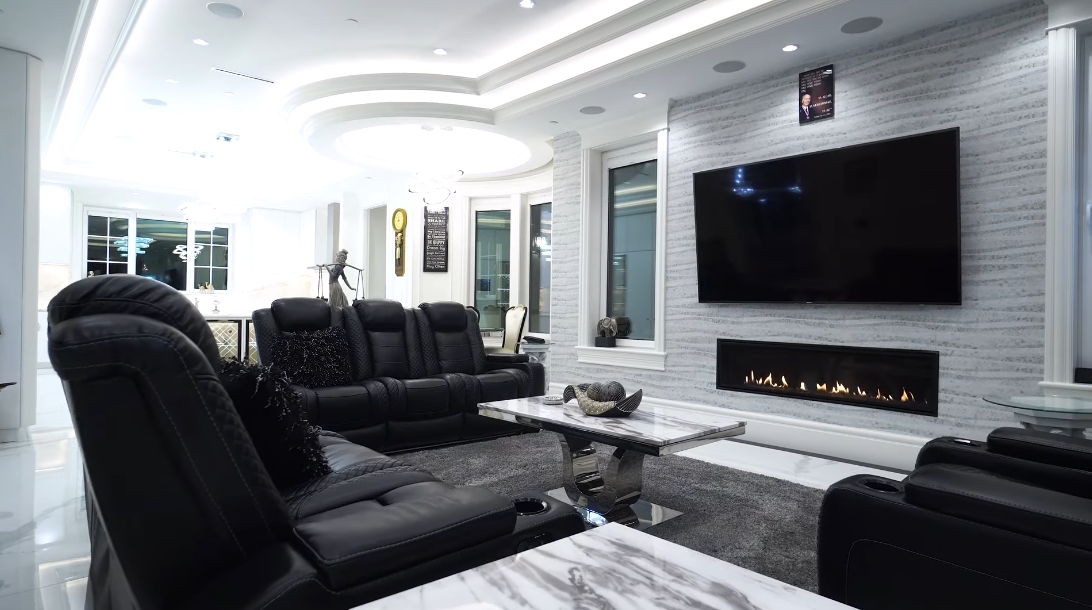 75 Interior Design Photos vs. 1487 Minto Crescent, Vancouver Luxury Mansion Tour