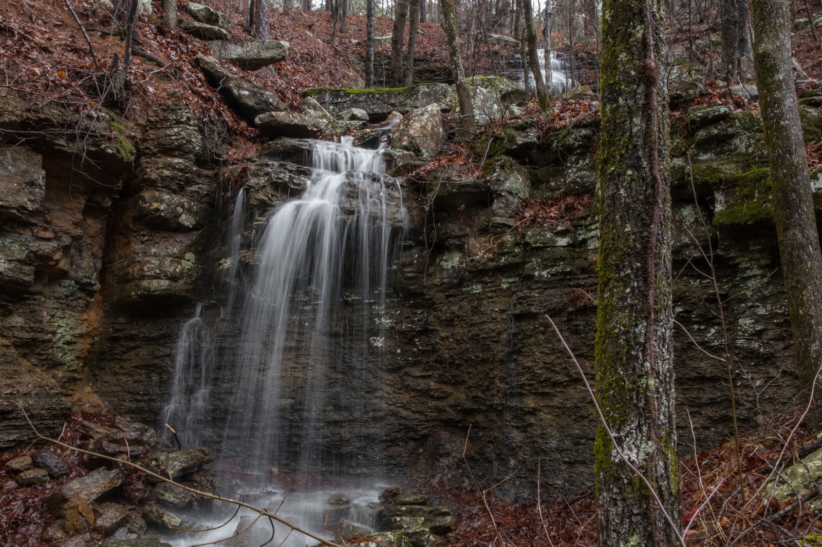 Rick's Hiking Blog Sand Cave Hollow waterfalls, Ozarks north of Hector