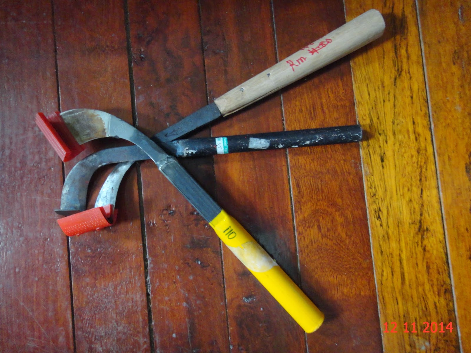Experimental Farming Rubber Tapping Knife.