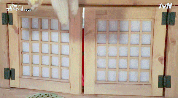 theqoo inserted image