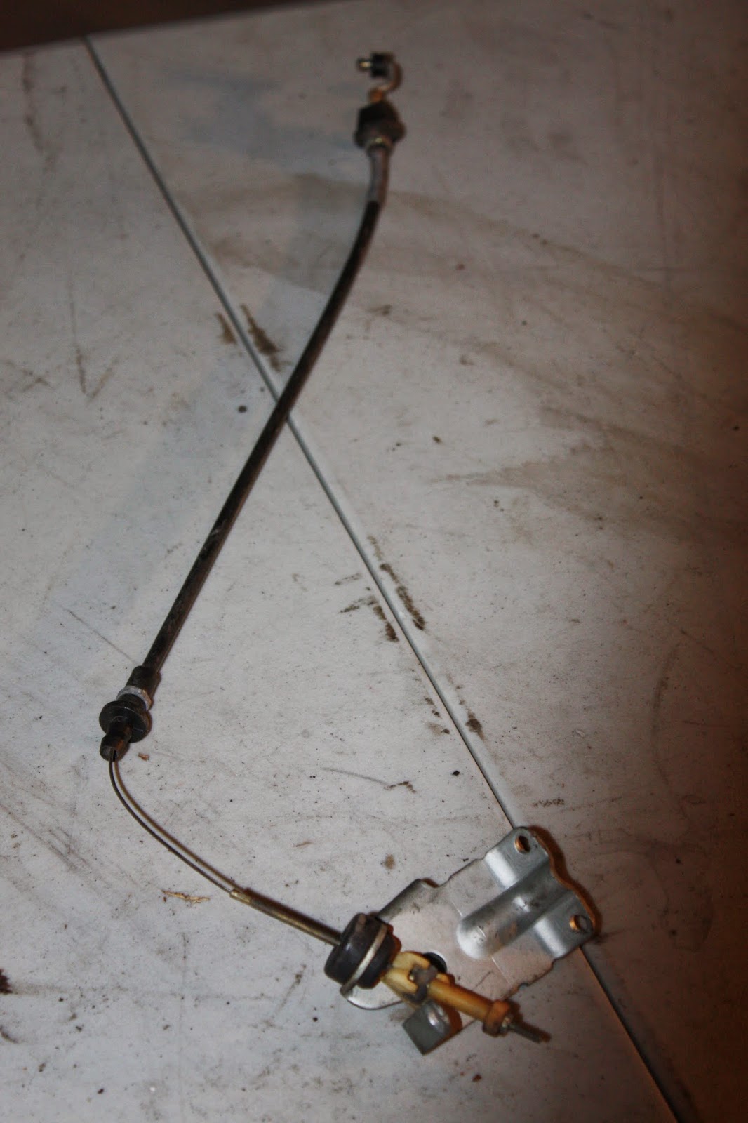 KrEvCon BMW Parts E30 Latch Cable